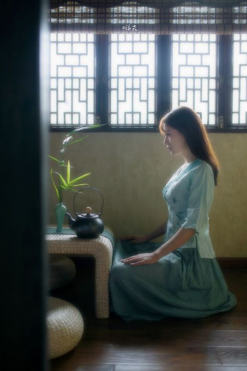 “英超冲刺赛：关键比赛，转折时刻到来”，英超经典比赛