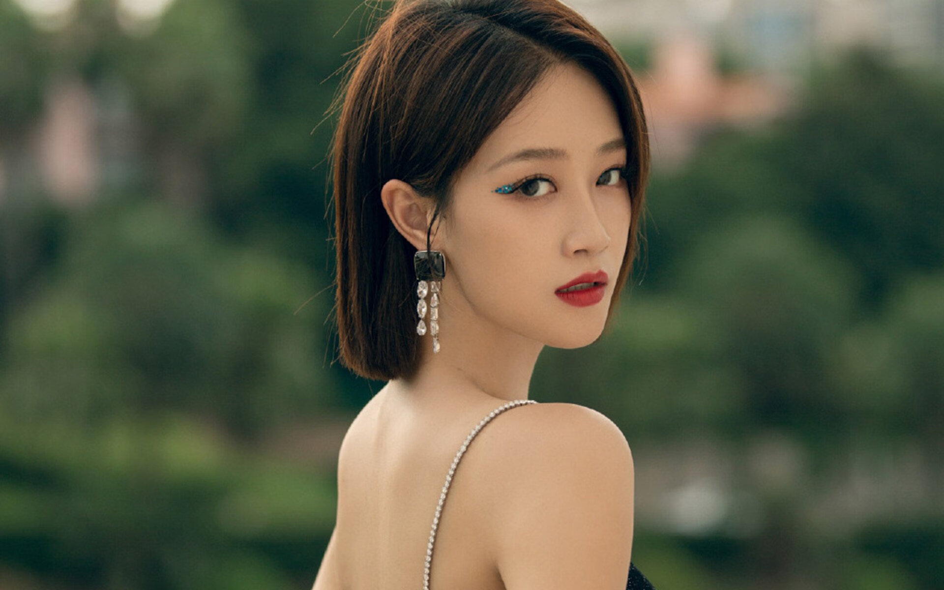 【运动员成长经历】丁俊晖:从少年到世界冠军的历程揭秘,丁俊晖是哪个运动项目的冠军