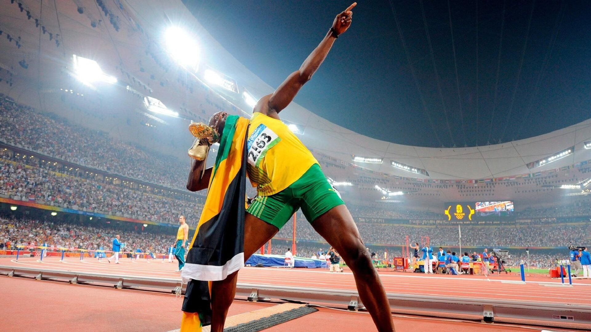 田径赛场新纪录不断刷新，田径赛场新纪录不断刷新什么意思