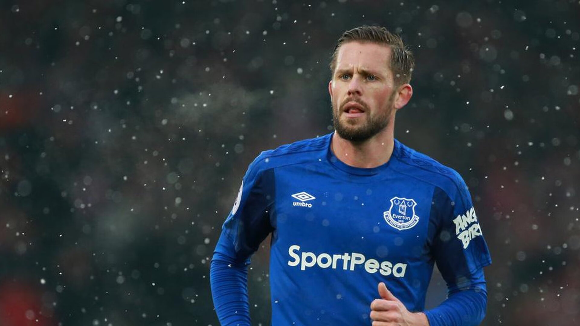 麦肯齐：全黑队的快速反击王，用超快的速度和精确的传球让对手措手不及